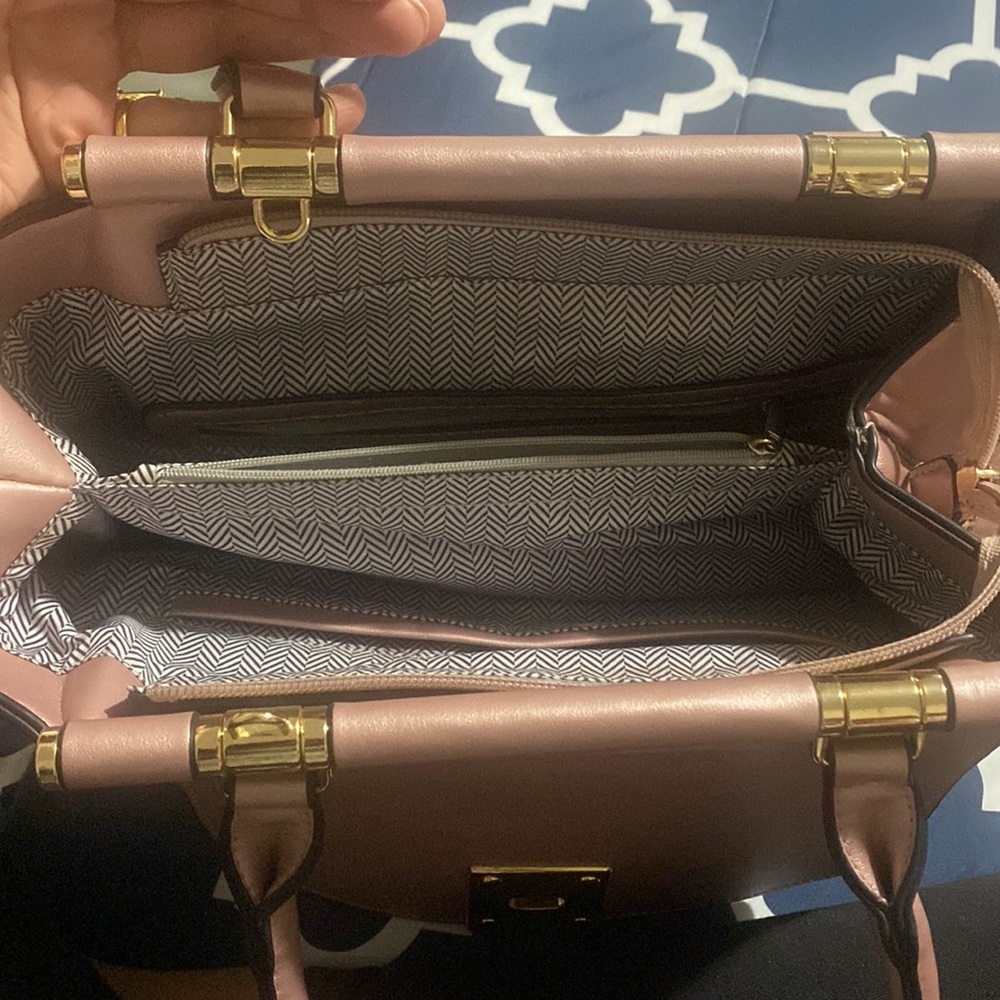 Simple Metallic Large Tote Bag. Barely Used - image 4